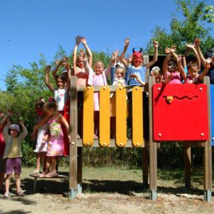 Une aire de jeux pour les plus petits