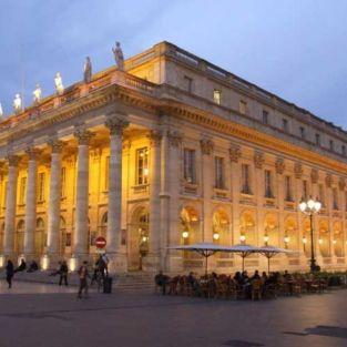 Visitez Bordeaux et ses richesses culturelles et historiques