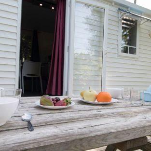 Une tonnelle peut également être installée sur la terrasse